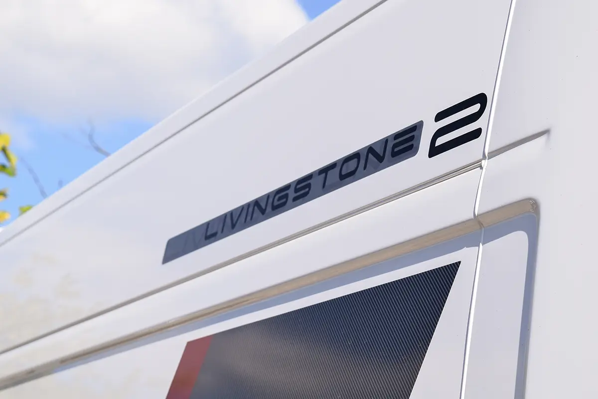 roller team livingstone 2 exterior 02